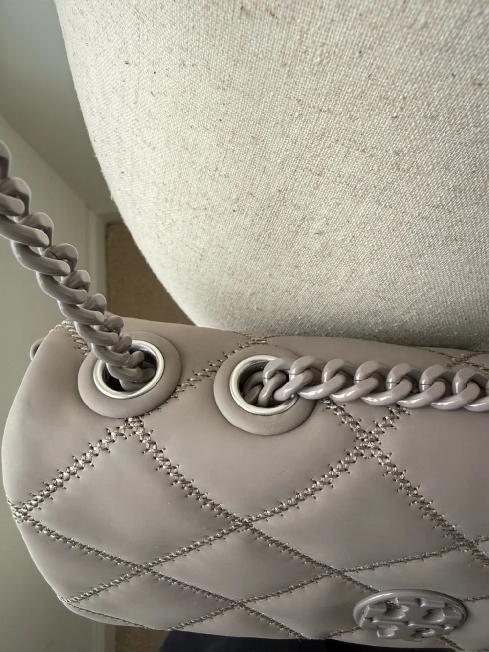 Tory Burch Quilted Matte Leather Shoulder Bag in Light Grey